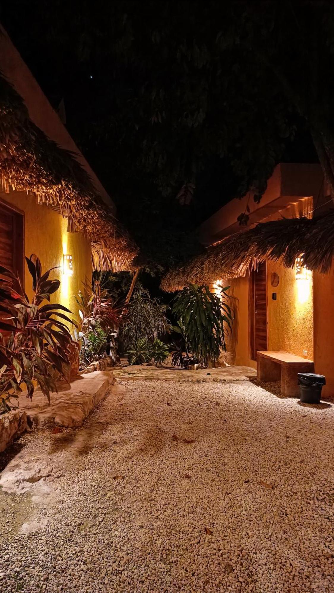 Suites De Piedra Y Colores En Chichen Itza Piste Ngoại thất bức ảnh